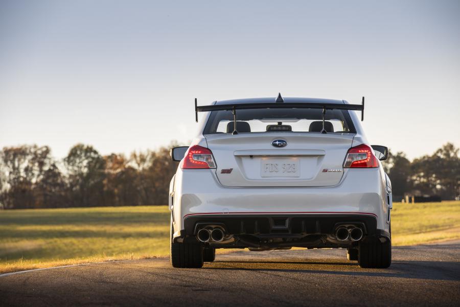  Subaru WRX STI S209 2019 года  (NA) (фото 18 из 44)